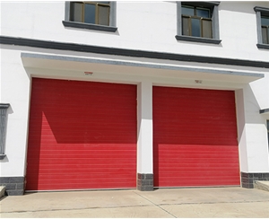 消防車庫(kù)門(mén)